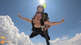 Saut en Parachute