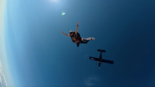 Saut en Parachute